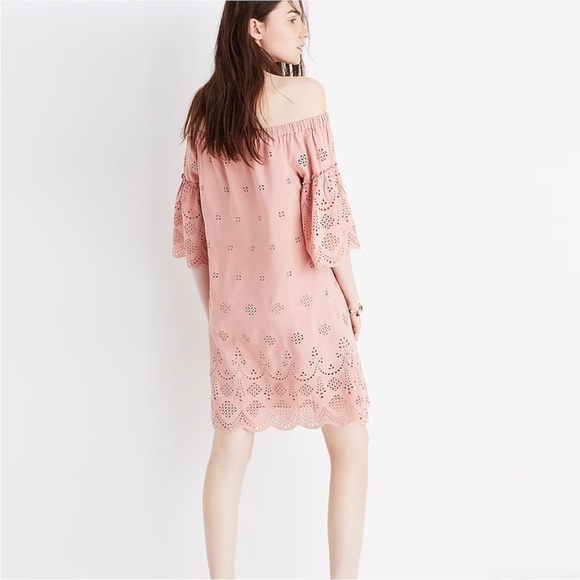 Madewell Eyelet Off-the-Shoulder Dress in dusty clay - size 4 - Picture 3 of 8